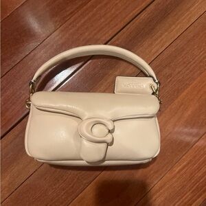 Coach Pillow Tabby 18